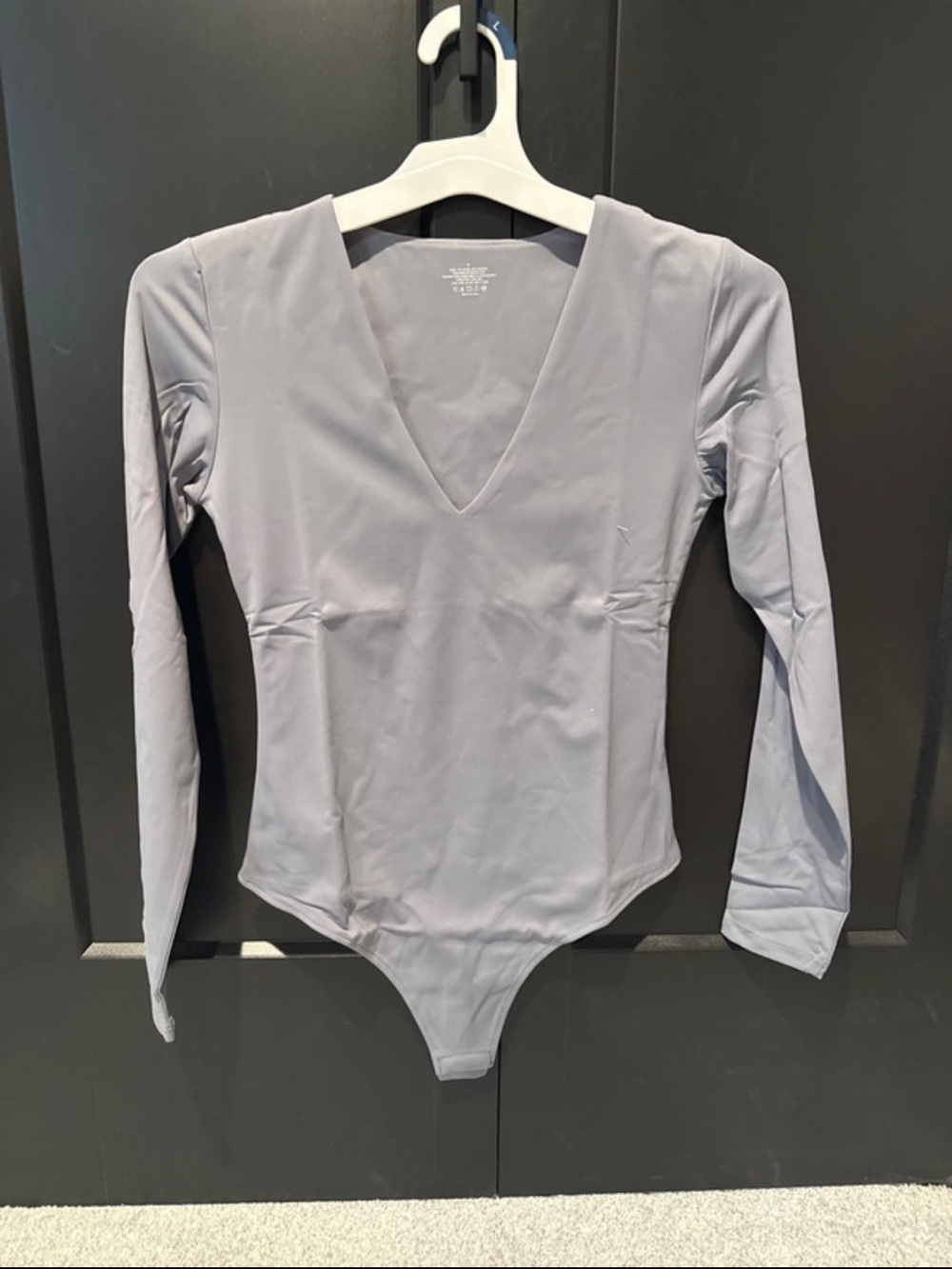 Amazon Women's Long Sleeve V-Neck Bodysuit in Light Gray